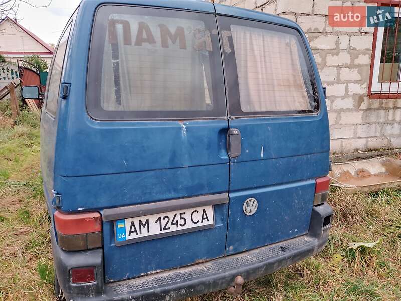 Мінівен Volkswagen Transporter 2001 в Брусилові
