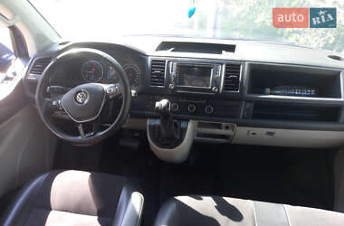 Мінівен Volkswagen Transporter 2015 в Чернівцях