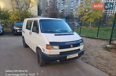 Грузопассажирский фургон Volkswagen Transporter 2002 в Киеве