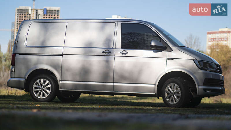 Грузовой фургон Volkswagen Transporter 2018 в Киеве