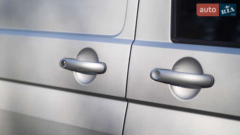 Грузовой фургон Volkswagen Transporter 2018 в Киеве
