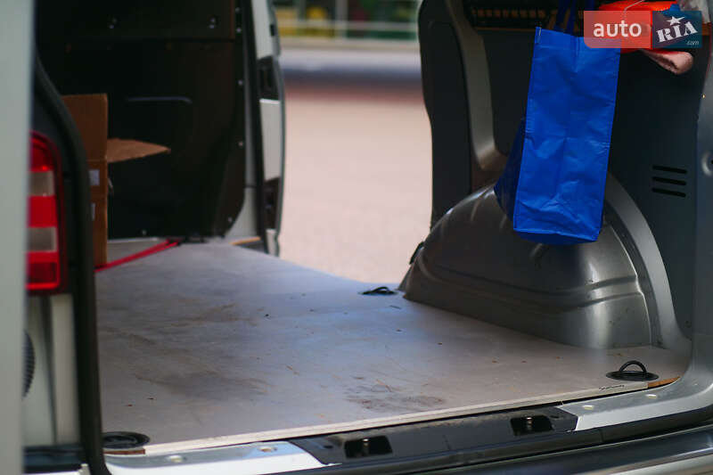 Грузовой фургон Volkswagen Transporter 2018 в Киеве