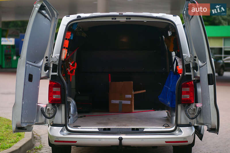 Грузовой фургон Volkswagen Transporter 2018 в Киеве