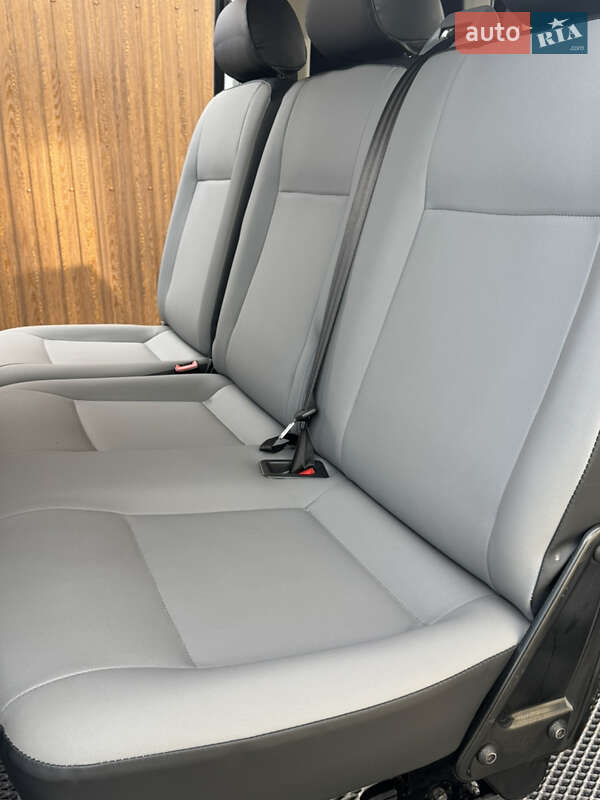 Минивэн Volkswagen Transporter 2016 в Шептицькому фото 11 Минивэн Volkswagen Transporter 2016 в Шептицькому