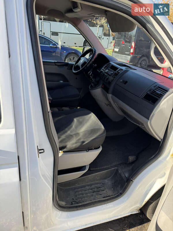 Минивэн Volkswagen Transporter 2004 в Киеве фото 8 Минивэн Volkswagen Transporter 2004 в Киеве