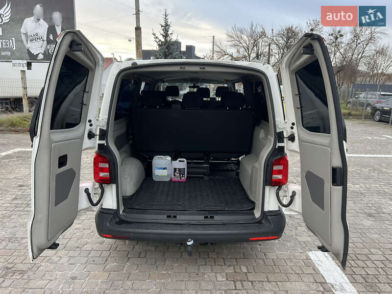 Мінівен Volkswagen Transporter 2017 в Львові