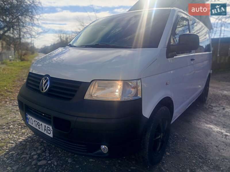 Минивэн Volkswagen Transporter 2008 в Хусте фото 4 Минивэн Volkswagen Transporter 2008 в Хусте