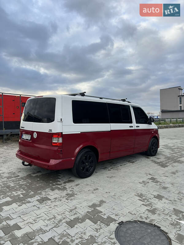 Минивэн Volkswagen Transporter 2010 в Калуше
