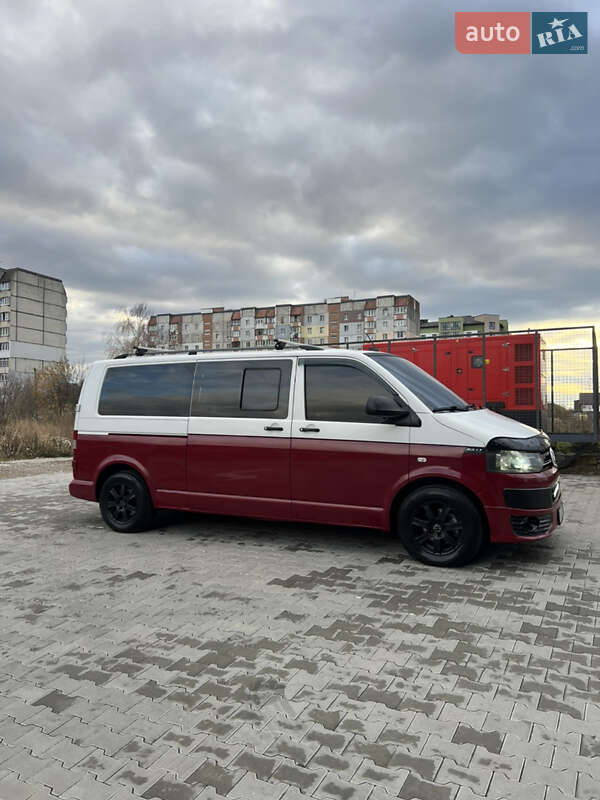 Минивэн Volkswagen Transporter 2010 в Калуше