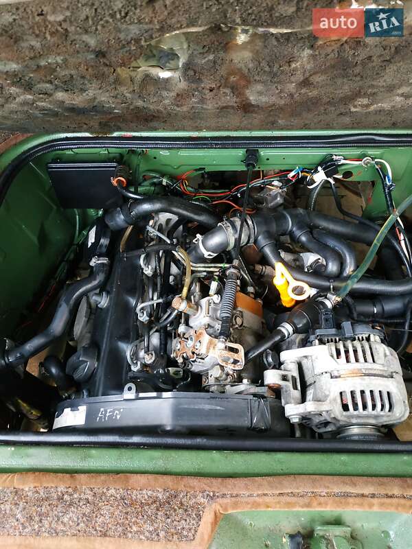 Минивэн Volkswagen Transporter 1983 в Стрые