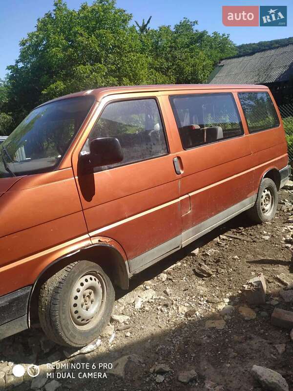 Минивэн Volkswagen Transporter 1992 в Бобрке фото 4 Минивэн Volkswagen Transporter 1992 в Бобрке