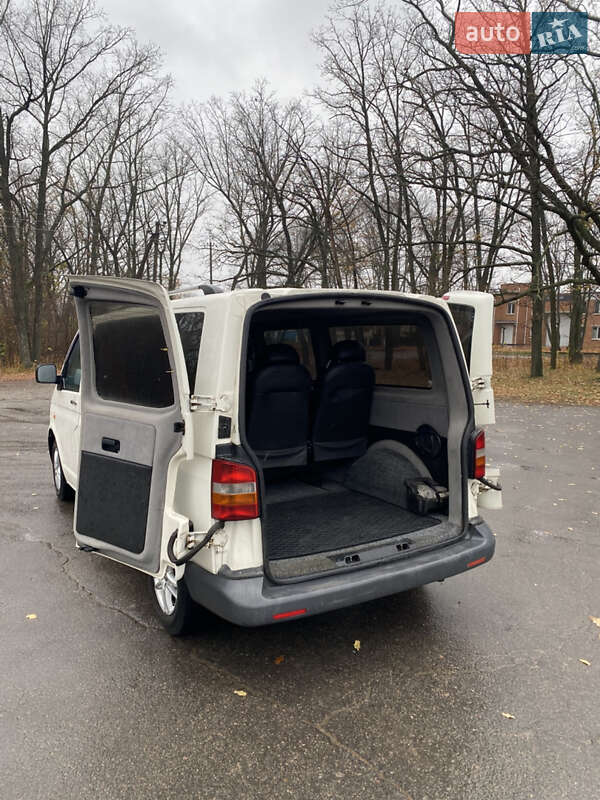 Мінівен Volkswagen Transporter 2005 в Умані