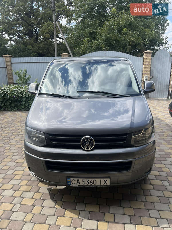 Мінівен Volkswagen Transporter 2012 в Черкасах
