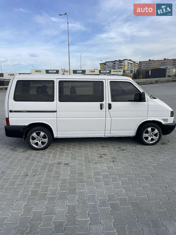 Минивэн Volkswagen Transporter 2000 в Тернополе