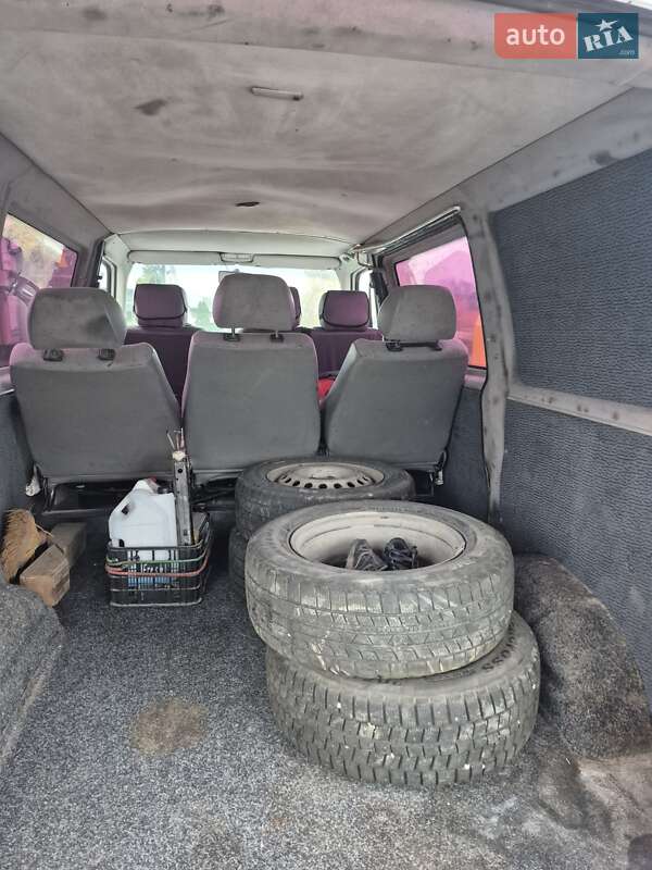 Минивэн Volkswagen Transporter 1999 в Черновцах
