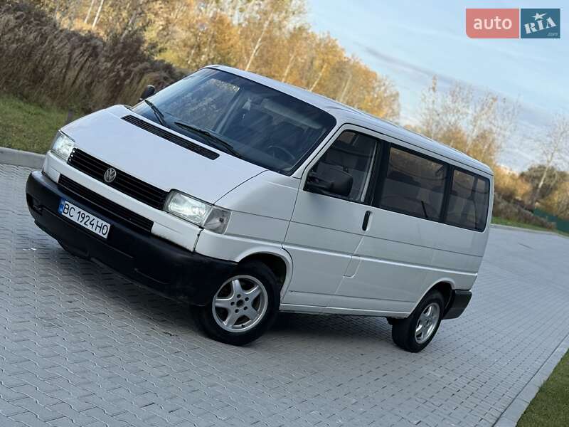 Минивэн Volkswagen Transporter 2000 в Львове