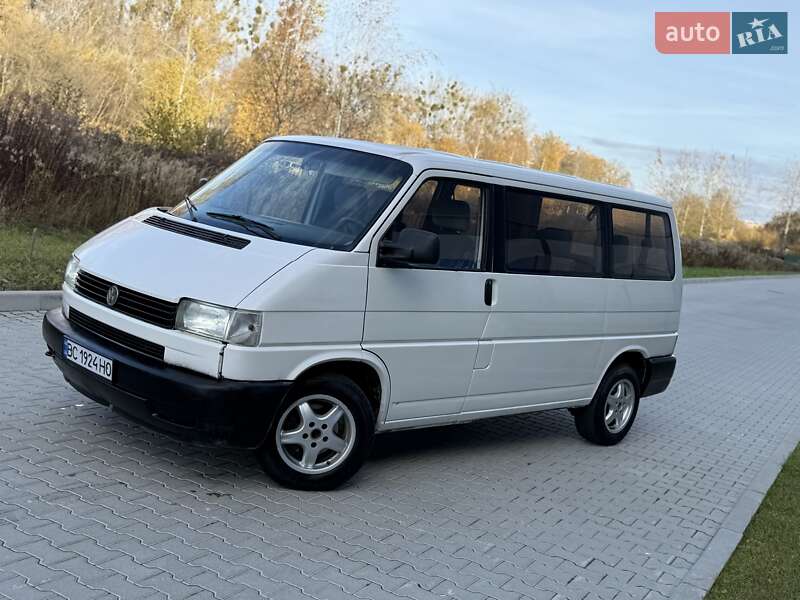 Минивэн Volkswagen Transporter 2000 в Львове