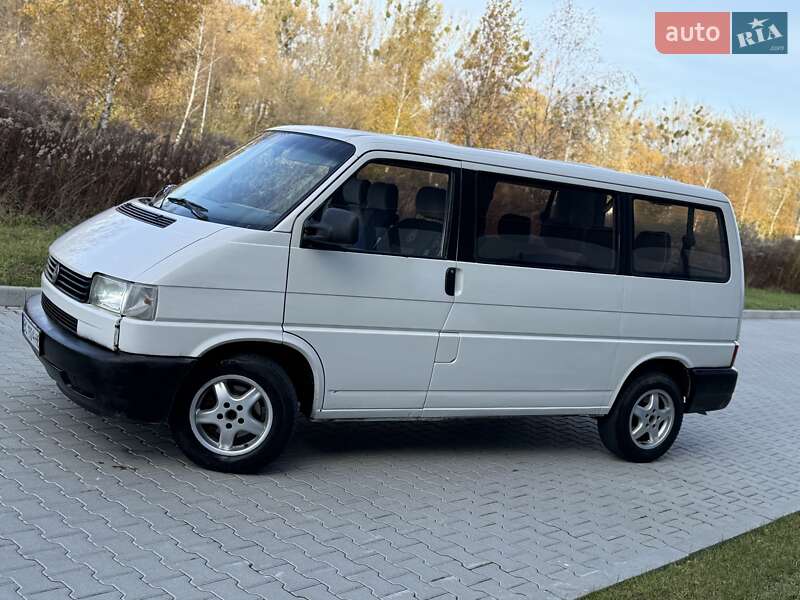 Минивэн Volkswagen Transporter 2000 в Львове