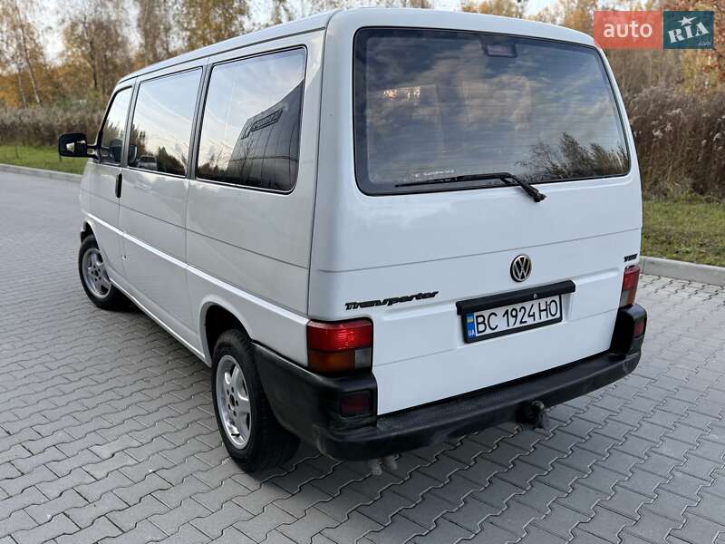 Минивэн Volkswagen Transporter 2000 в Львове