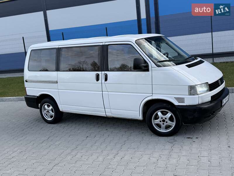 Минивэн Volkswagen Transporter 2000 в Львове