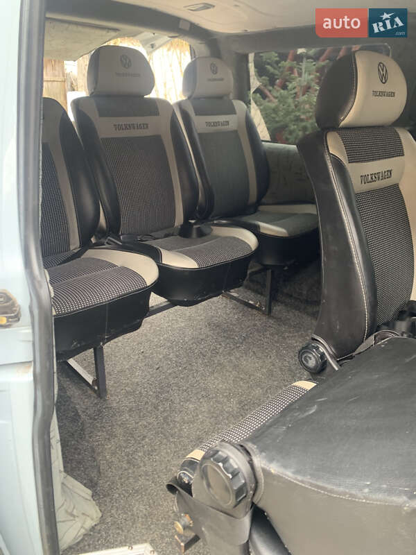 Мінівен Volkswagen Transporter 2003 в Сваляві