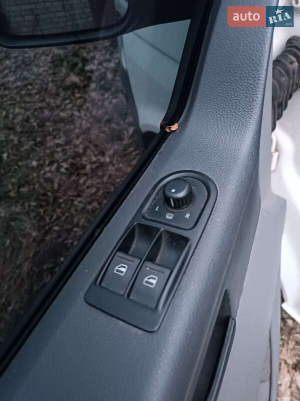 Грузовой фургон Volkswagen Transporter 2008 в Сумах