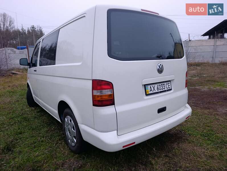 Мінівен Volkswagen Transporter 2005 в Харкові