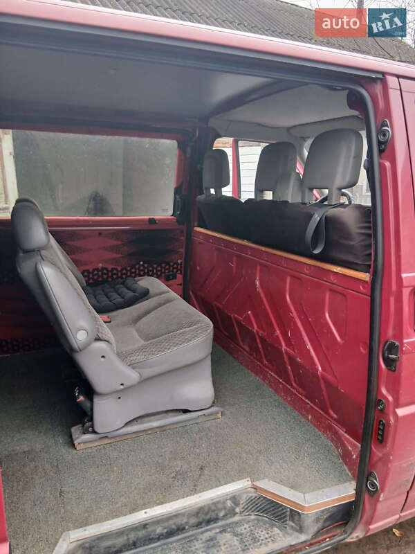 Минивэн Volkswagen Transporter 1998 в Кицмани