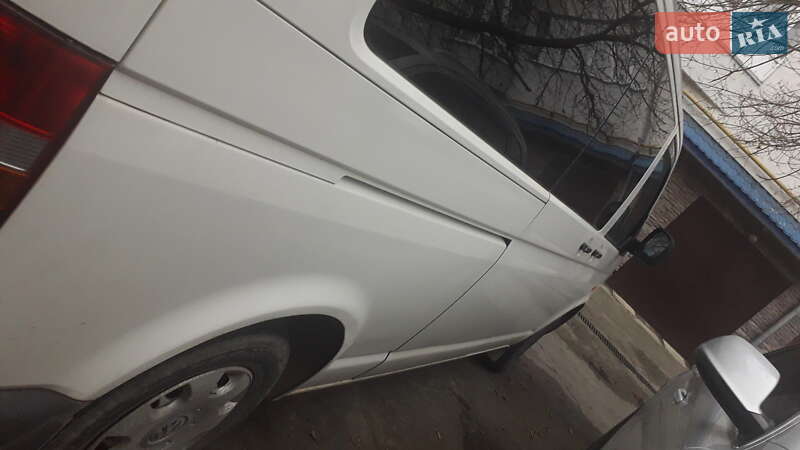 Мінівен Volkswagen Transporter 2006 в Івано-Франківську фото 3 Мінівен Volkswagen Transporter 2006 в Івано-Франківську