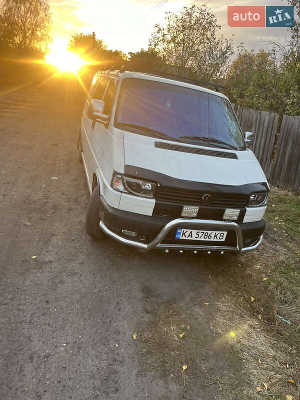 Минивэн Volkswagen Transporter 2001 в Киеве