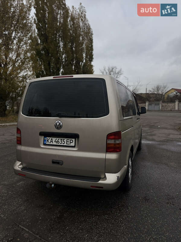 Минивэн Volkswagen Transporter 2005 в Киеве