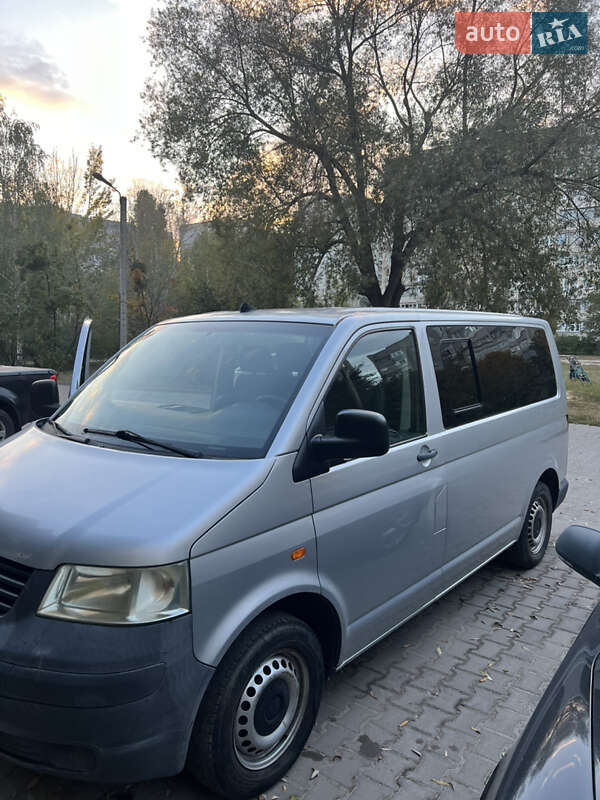 Минивэн Volkswagen Transporter 2005 в Киеве