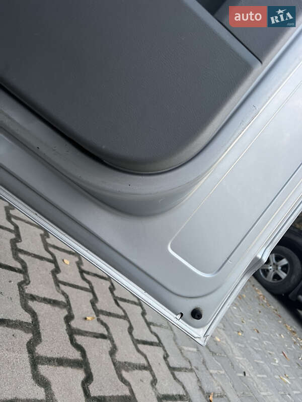 Минивэн Volkswagen Transporter 2005 в Киеве