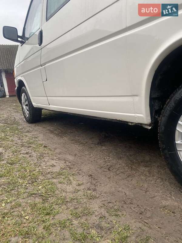 Минивэн Volkswagen Transporter 1997 в Луцке
