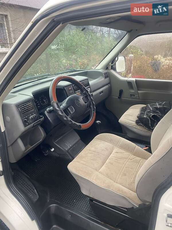 Минивэн Volkswagen Transporter 1997 в Луцке
