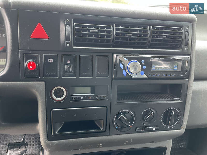 Минивэн Volkswagen Transporter 2002 в Одессе фото 9 Минивэн Volkswagen Transporter 2002 в Одессе