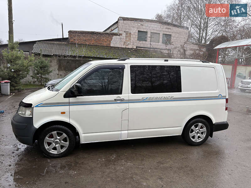 Вантажопасажирський фургон Volkswagen Transporter 2003 в Бурині фото 2 Вантажопасажирський фургон Volkswagen Transporter 2003 в Бурині