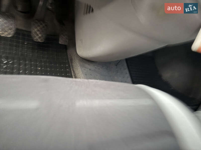 Вантажопасажирський фургон Volkswagen Transporter 2003 в Бурині фото 14 Вантажопасажирський фургон Volkswagen Transporter 2003 в Бурині