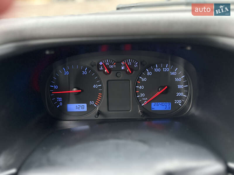 Минивэн Volkswagen Transporter 2000 в Житомире фото 23 Минивэн Volkswagen Transporter 2000 в Житомире