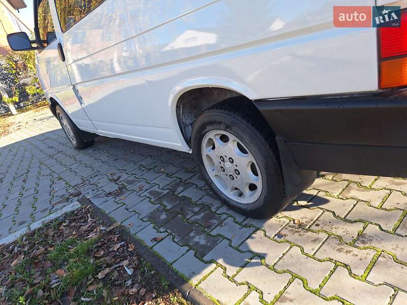 Мінівен Volkswagen Transporter 1995 в Чернівцях