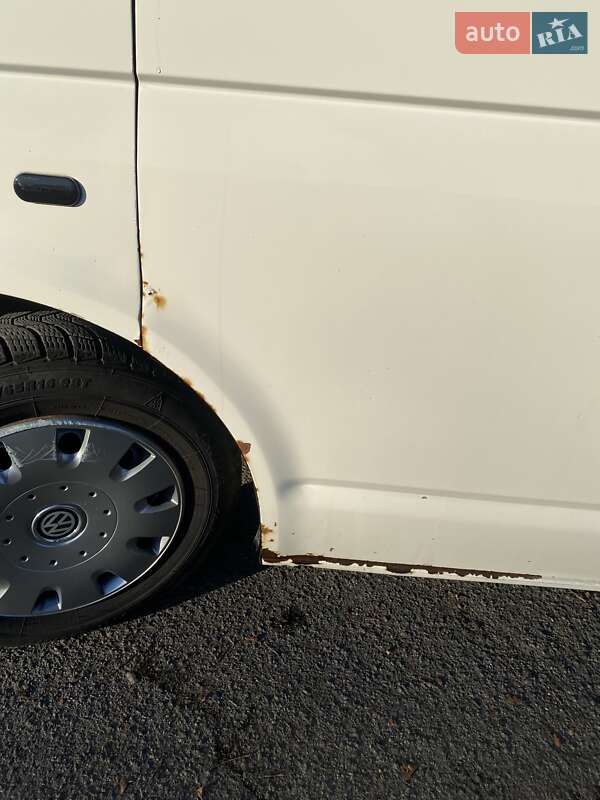 Минивэн Volkswagen Transporter 2004 в Владимире