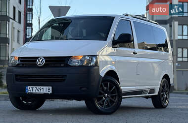 Мінівен Volkswagen Transporter 2009 в Івано-Франківську