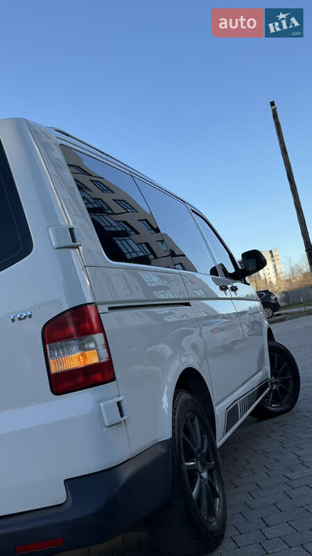 Минивэн Volkswagen Transporter 2009 в Ивано-Франковске