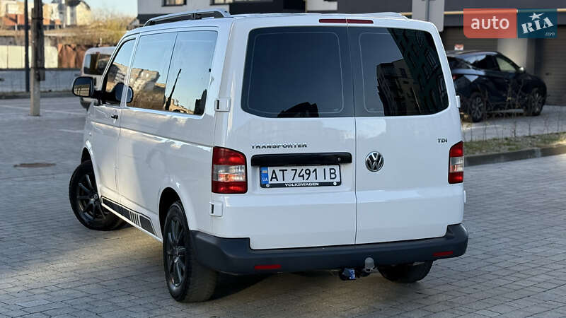Минивэн Volkswagen Transporter 2009 в Ивано-Франковске