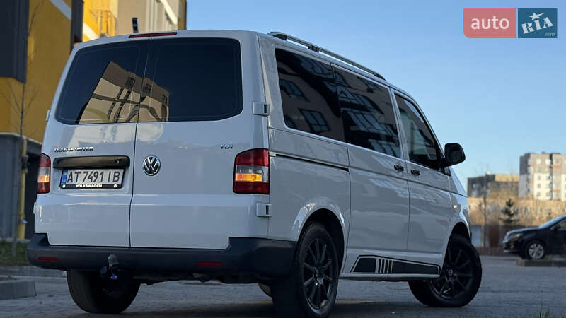 Минивэн Volkswagen Transporter 2009 в Ивано-Франковске