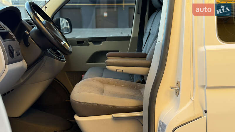 Минивэн Volkswagen Transporter 2009 в Ивано-Франковске