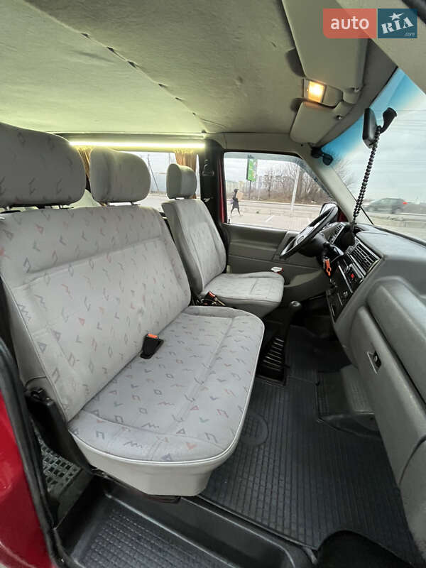 Мінівен Volkswagen Transporter 1998 в Києві