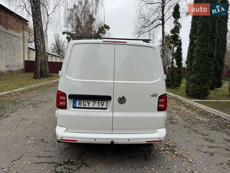 Грузовой фургон Volkswagen Transporter 2016 в Ровно фото 10 Грузовой фургон Volkswagen Transporter 2016 в Ровно
