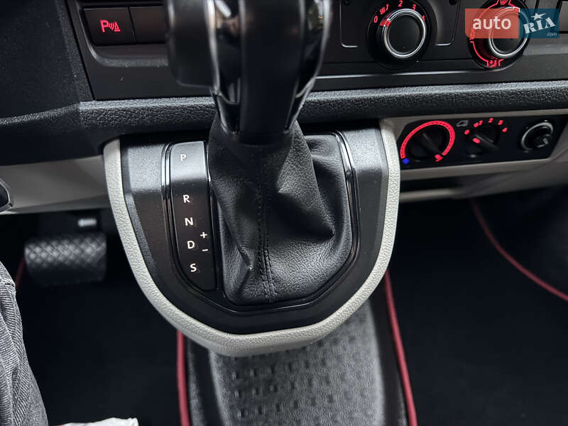 Грузовой фургон Volkswagen Transporter 2016 в Ровно фото 30 Грузовой фургон Volkswagen Transporter 2016 в Ровно