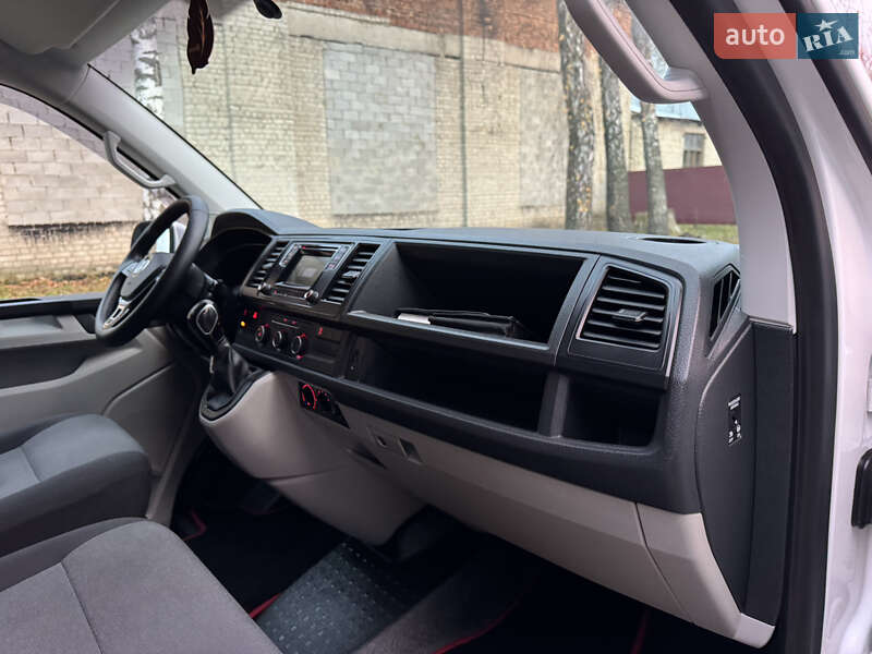 Грузовой фургон Volkswagen Transporter 2016 в Ровно фото 40 Грузовой фургон Volkswagen Transporter 2016 в Ровно